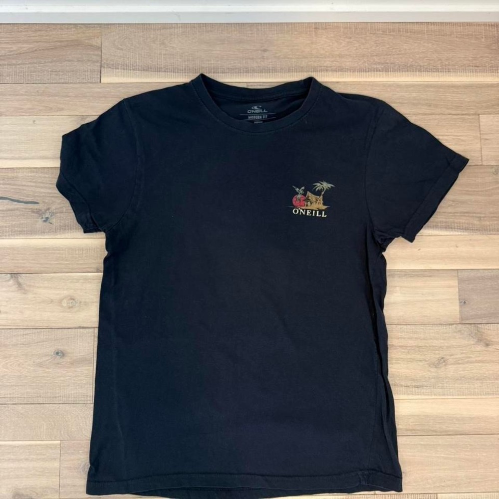 O'Neill black surf t-shirt with palm tree design. Size M #surf #beachwear